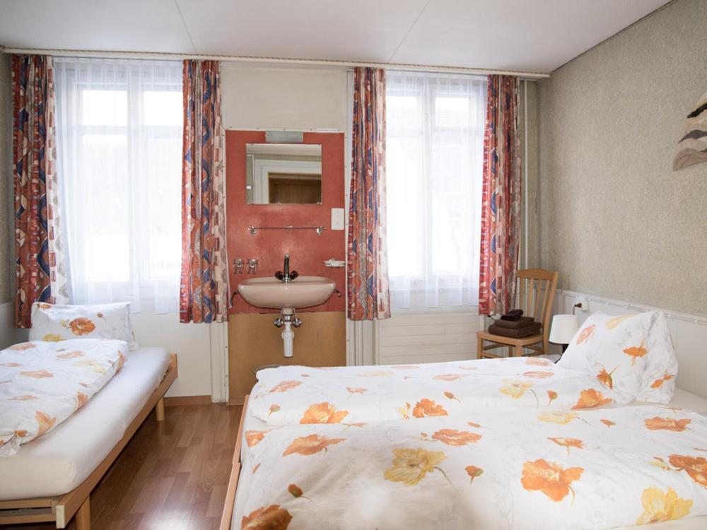 Hotel Restaurant Raben Linthal Luaran gambar