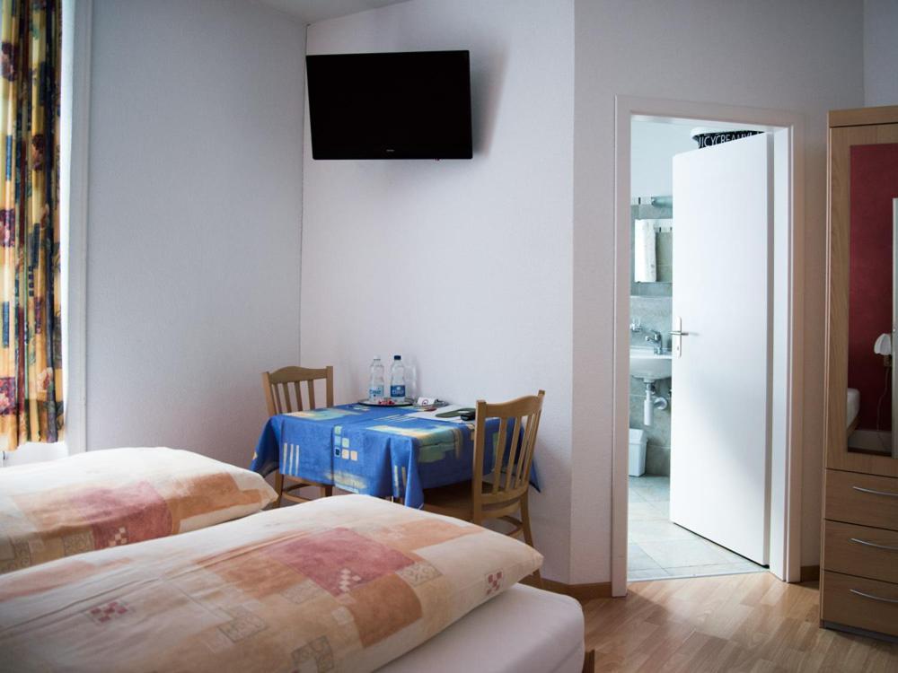 Hotel Restaurant Raben Linthal Luaran gambar
