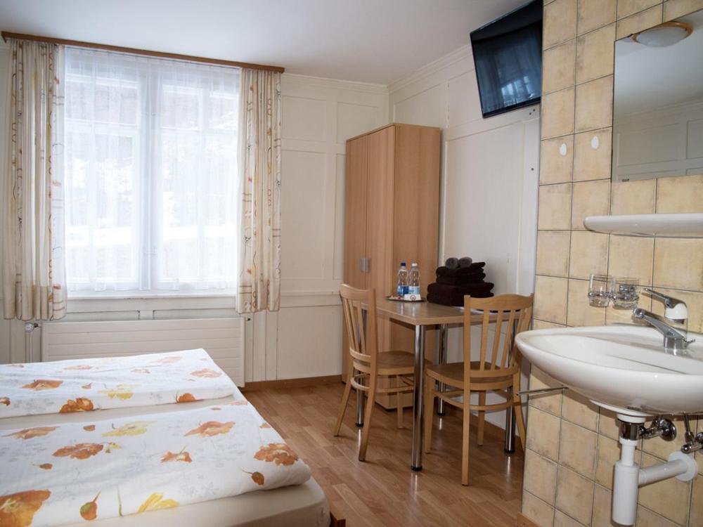 Hotel Restaurant Raben Linthal Luaran gambar