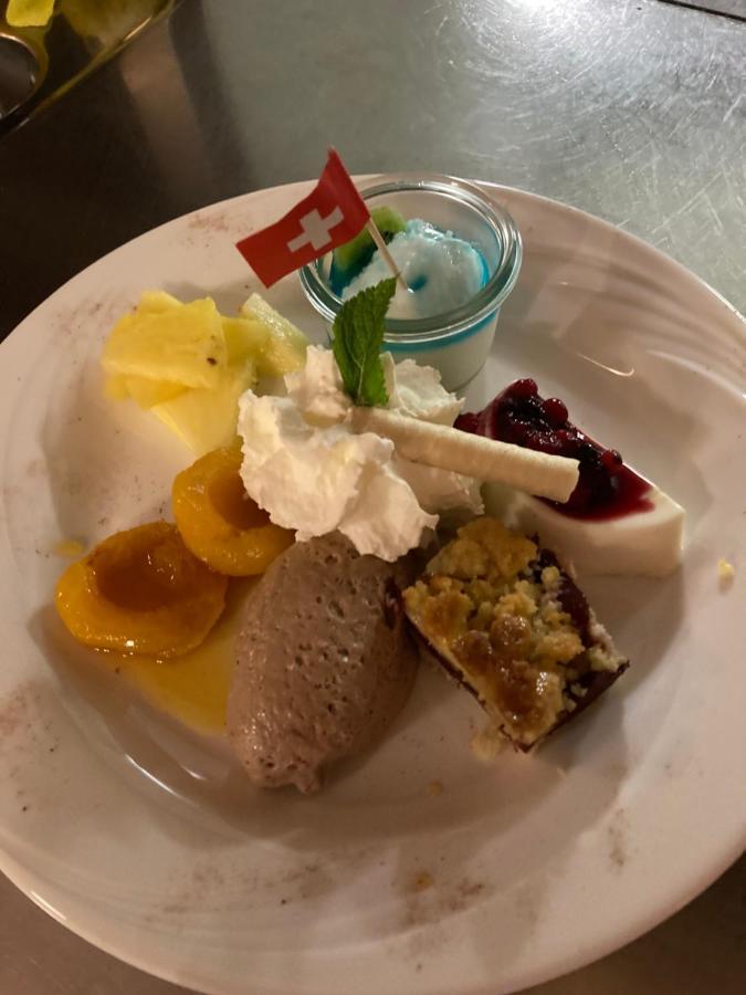 Hotel Restaurant Raben Linthal Luaran gambar