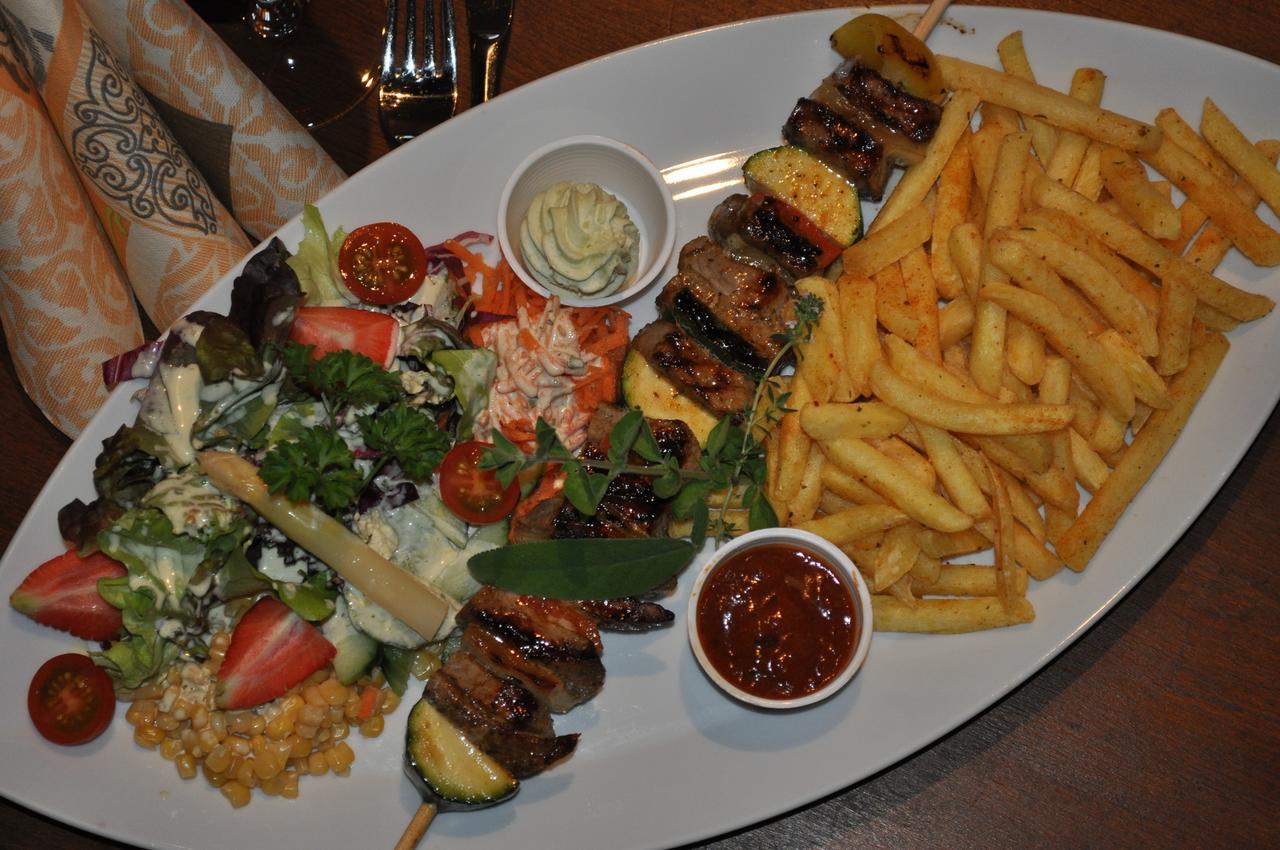 Hotel Restaurant Raben Linthal Luaran gambar